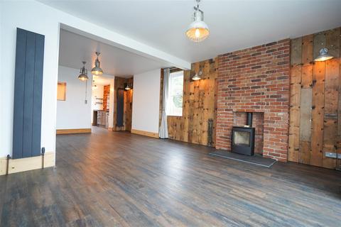undefined, Lea Terrace, Appledore