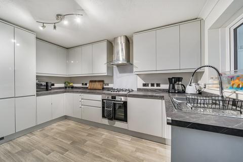 undefined, Mallard Close, Covingham, Swindon, SN3