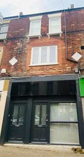 3 bedroom maisonette to rent, High Street, Margate CT9
