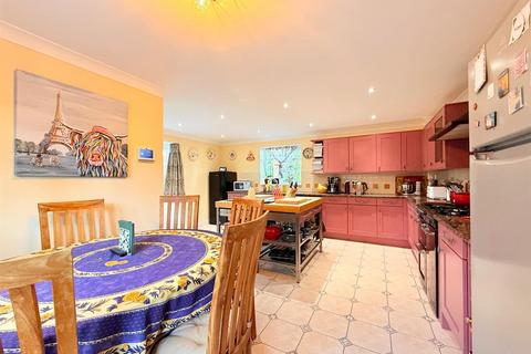 4 bedroom detached house for sale, Matchams Close, Matchams, Ringwood
