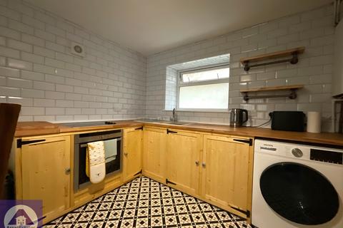 2 bedroom terraced house for sale, Market Street, Abertillery
