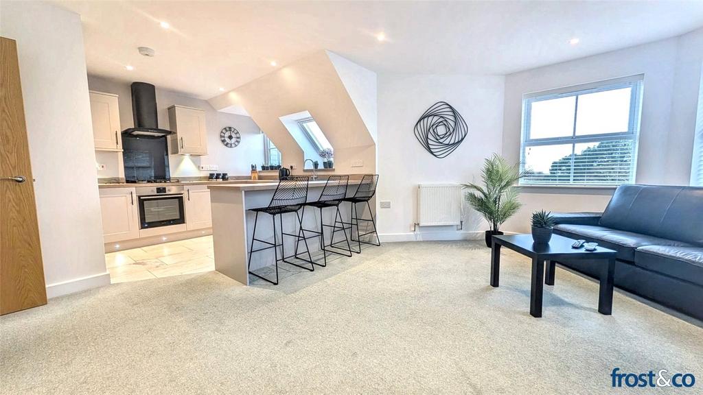 Lounge/Kitchen