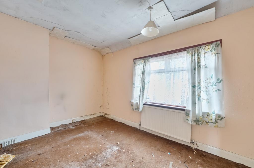 Bedroom ewemove cheam dean