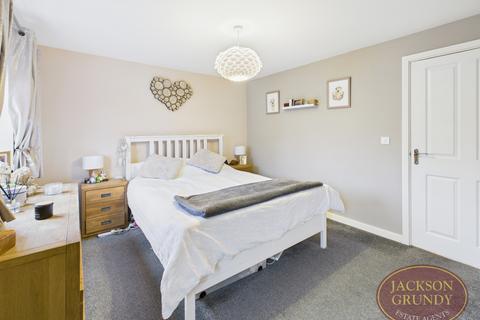 undefined, Hever Close, Marina Gardens, NN5 4WN