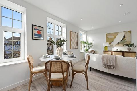 undefined, Northfield Avenue, Ealing
