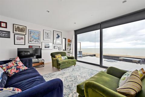 undefined, Coast Road, Pevensey Bay, Pevensey