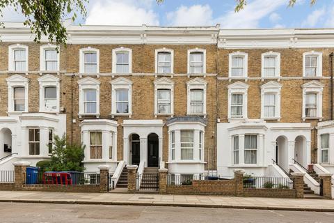 2 bedroom flat to rent, Burlington Gardens, London W3