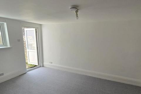 2 bedroom ground floor flat for sale, Napier Terrace, Plymouth PL4
