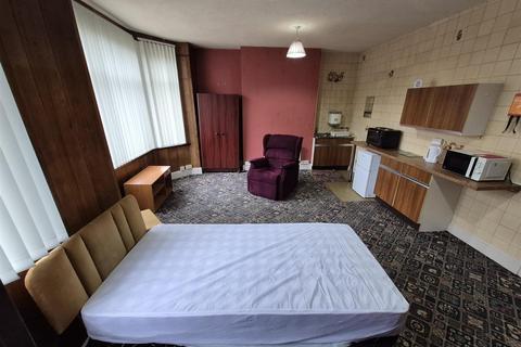 1 bedroom in a house share to rent, Albany Road, Earlsdon, Coventry