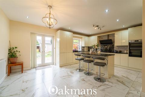 5 bedroom semi-detached house for sale, Holly Lane, Smethwick, B67