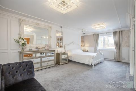 5 bedroom detached house for sale, Newmarket Road, Norwich