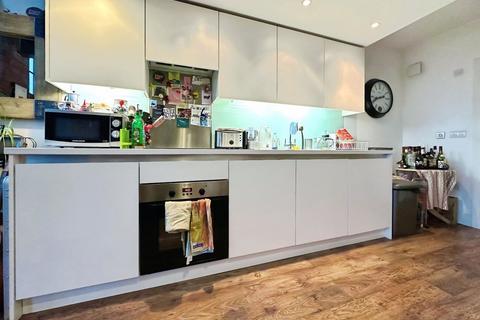 1 bedroom flat to rent, New York Road, Leeds, West Yorkshire, LS2