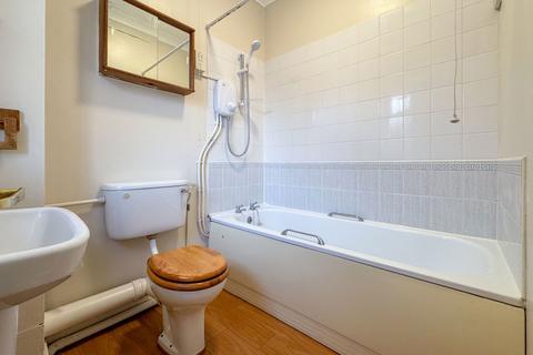 undefined, Headley Close, Alresford