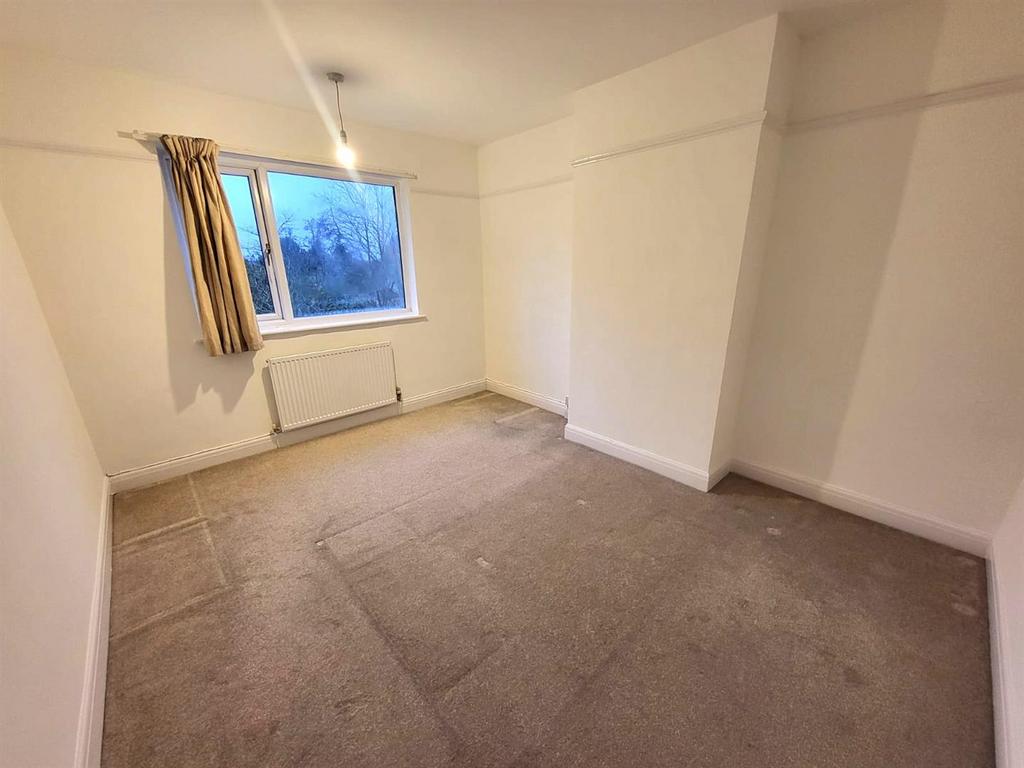 Bedroom 2 Pic 1