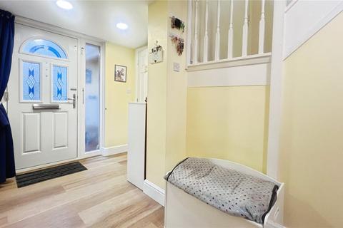 4 bedroom detached house for sale, Petrel Close, Wokingham, Berkshire