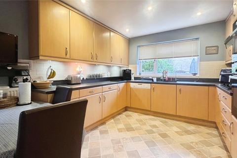 4 bedroom detached house for sale, Petrel Close, Wokingham, Berkshire