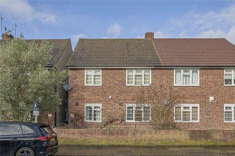 2 bedroom maisonette for sale, Cambray Road, London, SW12