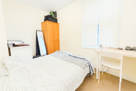undefined, Warwick Street, Sheffield S10