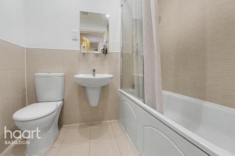 undefined, Gainsborough Close, Basildon