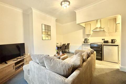 1 bedroom terraced house for sale, High Street, Bradford BD13