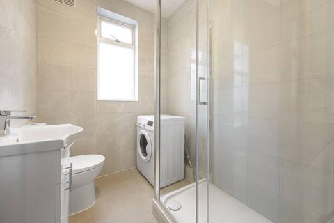2 bedroom flat for sale, Nether Street, West Finchley, London, N3