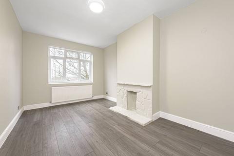 2 bedroom flat for sale, Nether Street, West Finchley, London, N3