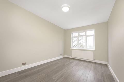 2 bedroom flat for sale, Nether Street, West Finchley, London, N3