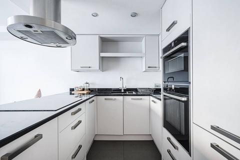 undefined, Mile End Road, Whitechapel, London, E1