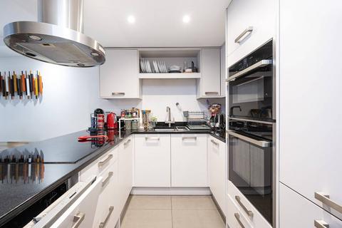 2 bedroom flat for sale, Mile End Road, Whitechapel, London, E1