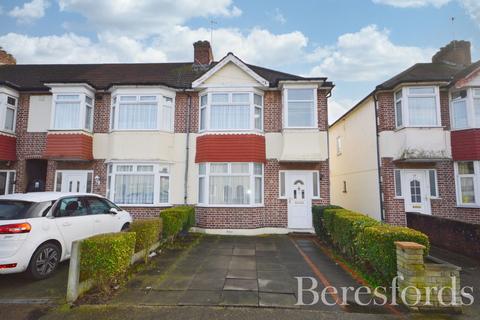Bridport Avenue, Romford, RM7