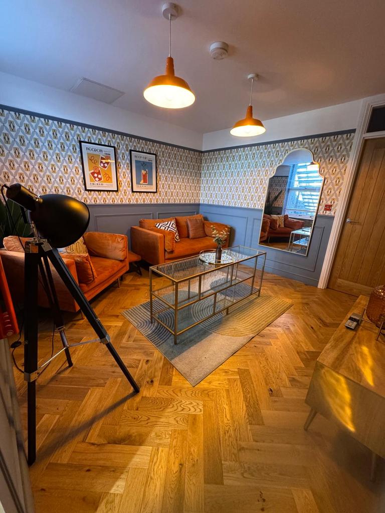 Whats App Image 2025-10-14 at 13.04.52.jpeg