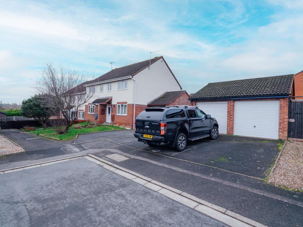 Garage &amp; Parking