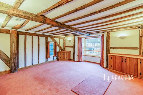 undefined, High Street, East Grinstead, RH19
