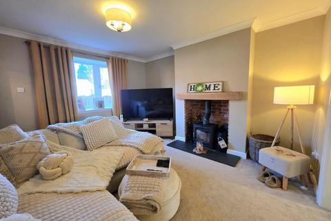 3 bedroom terraced house for sale, Smeaton Road, Upton, Wakefield, WF9 1LQ