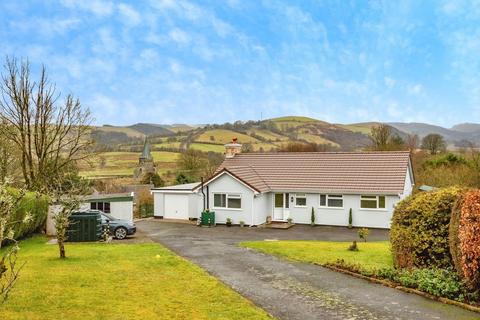 4 bedroom detached bungalow for sale, Llanidloes SY18
