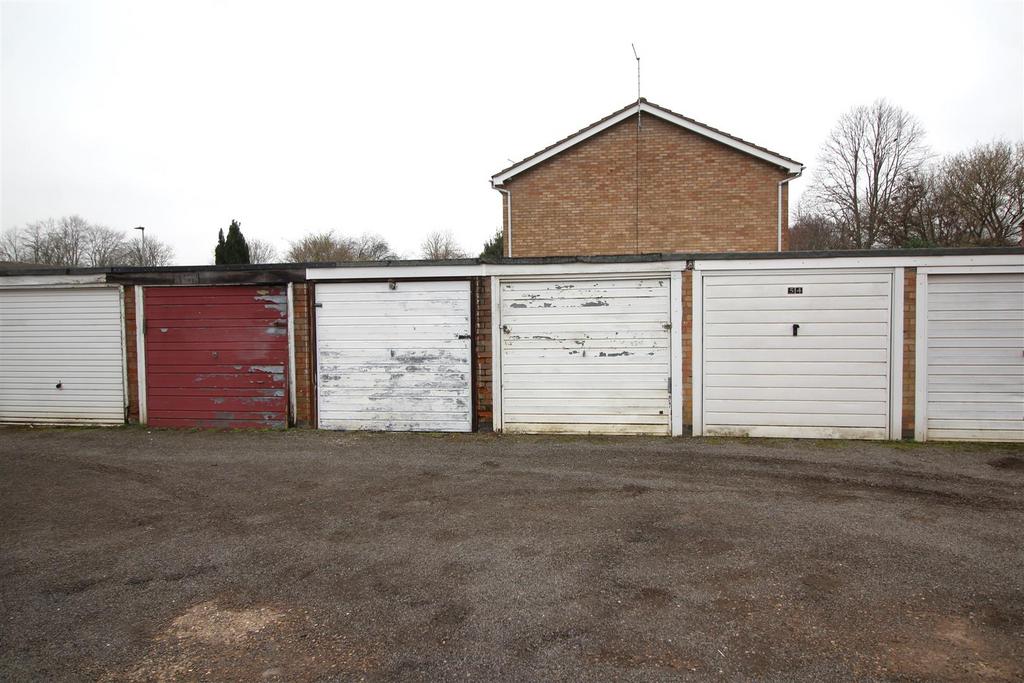 Garage.JPG