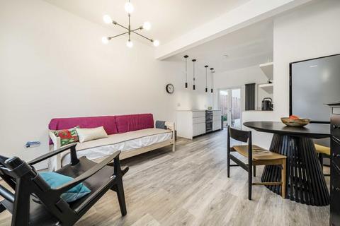 2 bedroom house for sale, Oldfield Road, Hampton TW12
