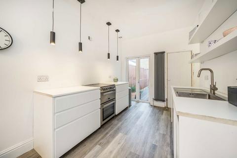 2 bedroom house for sale, Oldfield Road, Hampton TW12
