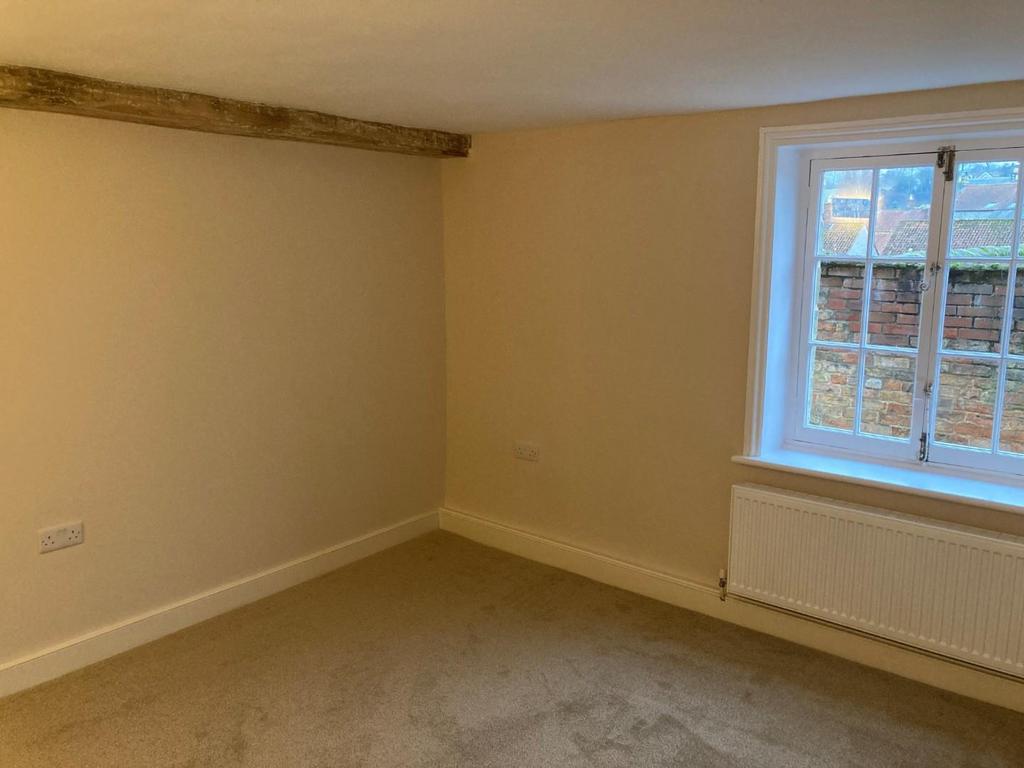 Bedroom3.jpg