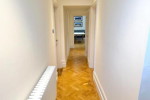 2 bedroom apartment to rent, Adlington Road, Wilmslow