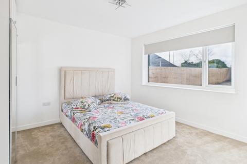 undefined, Roman Road, Basingstoke, RG23