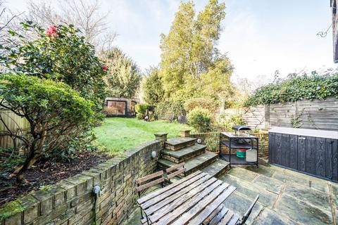2 bedroom flat for sale, Victoria Rise, London SW4