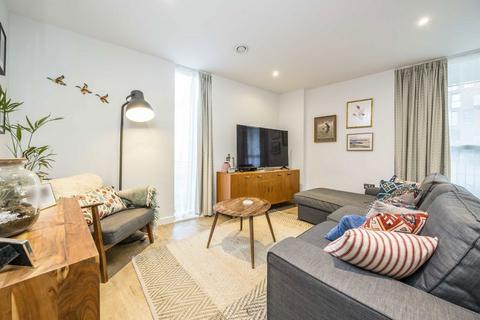 2 bedroom flat for sale, Danson Mews, London SE17
