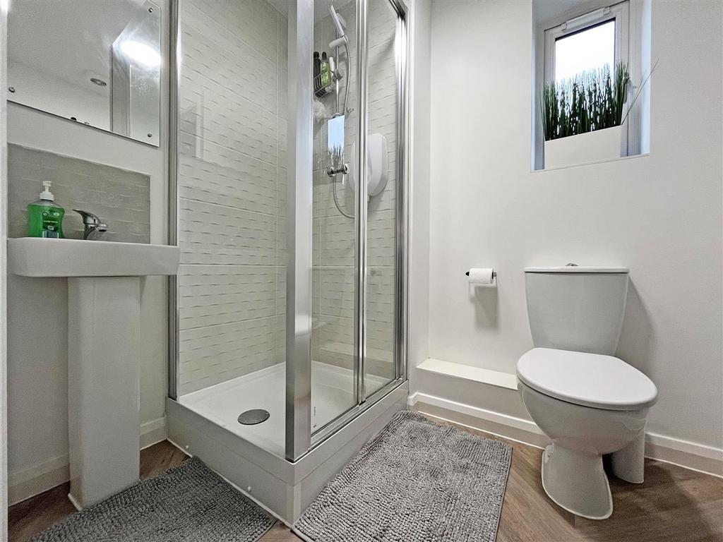 En Suite.jpg