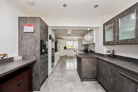 undefined, Farhalls Crescent, Horsham, RH12