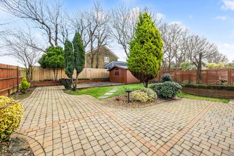 undefined, Farhalls Crescent, Horsham, RH12