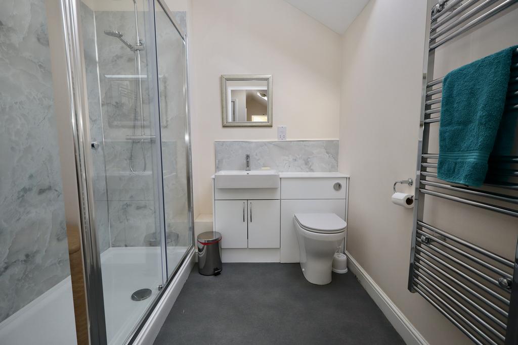 Family shower room
