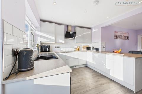 3 bedroom semi-detached house for sale, Haymakers Way, Saughall, CH1