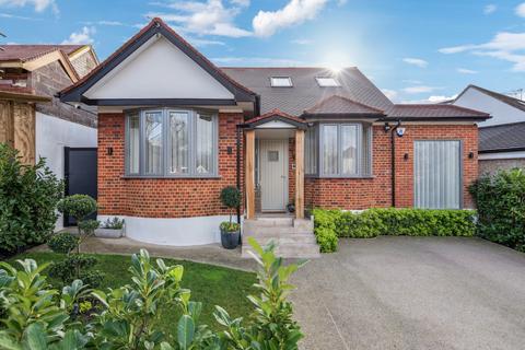 undefined, Compton Rise, Pinner HA5