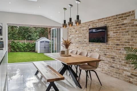 3 bedroom detached house for sale, Compton Rise, Pinner HA5